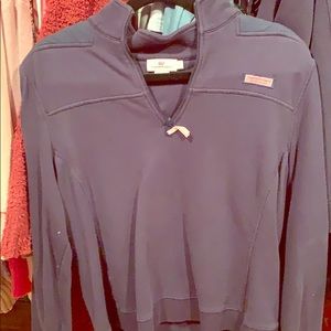 Vineyard vines sweatshirt